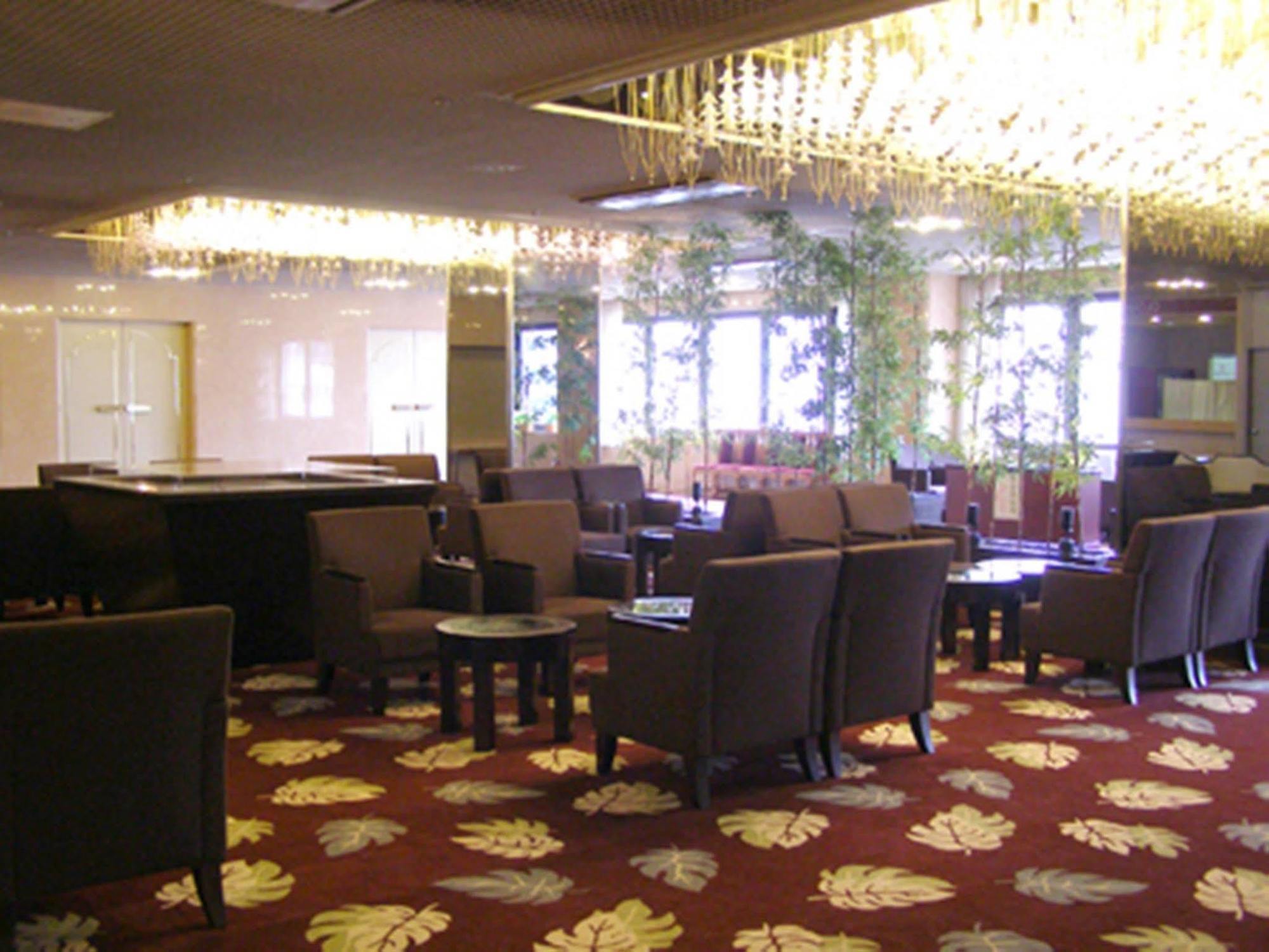 Ichikawa Grand Hotel Екстериор снимка