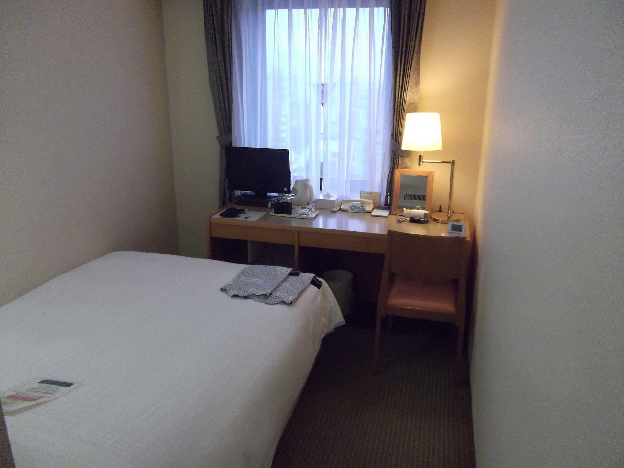 Ichikawa Grand Hotel Екстериор снимка